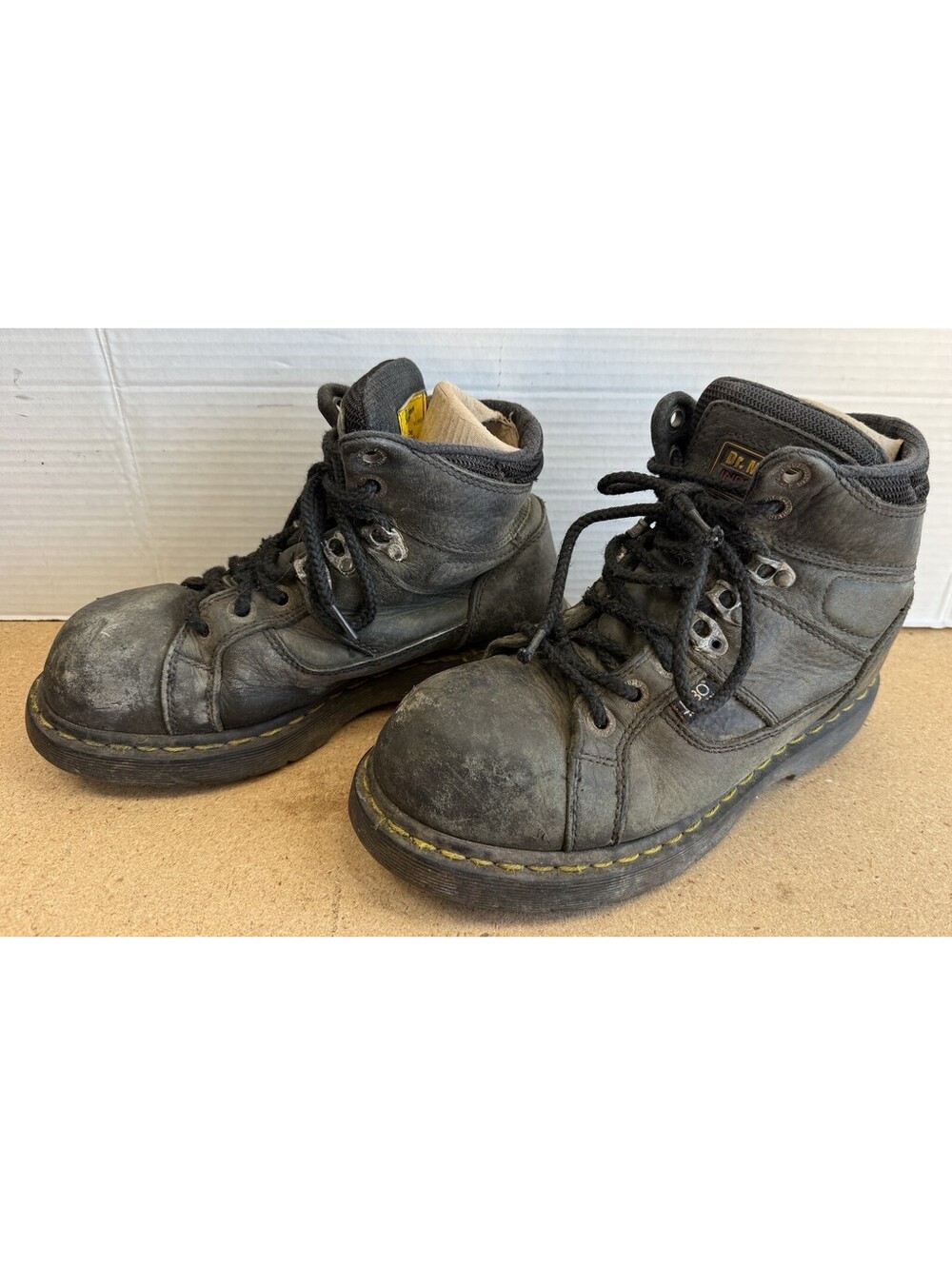 Dr. Martens Boots Womens 8 Black Industrial Steel Toe Work F2413-11